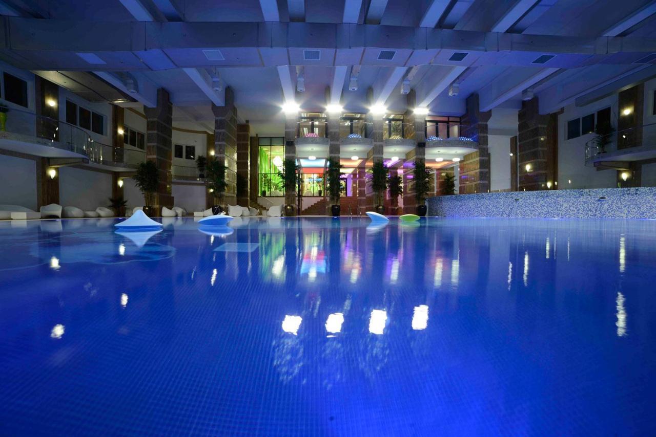 Studio Militari Residence Mr_1 Rosu ภายนอก รูปภาพ